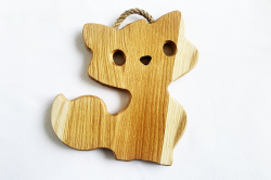 Oak cat trivet