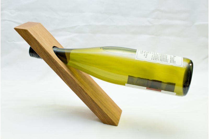 Straight winebottler holder