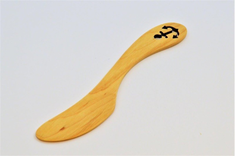 Alder butter knife with laser cut image